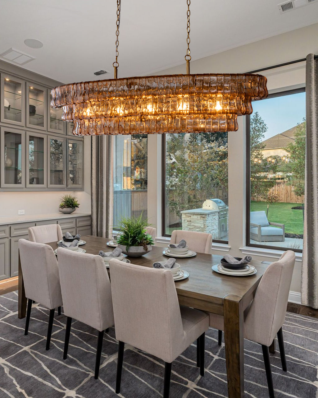 Ehiaccio Smoke Class Oval Chandelier