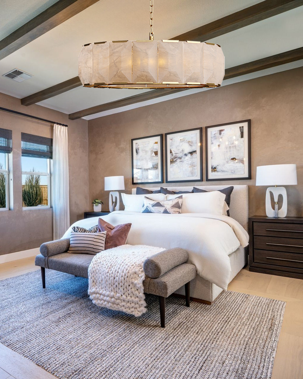 MARLOW CALCITE ROUND CHANDELIER