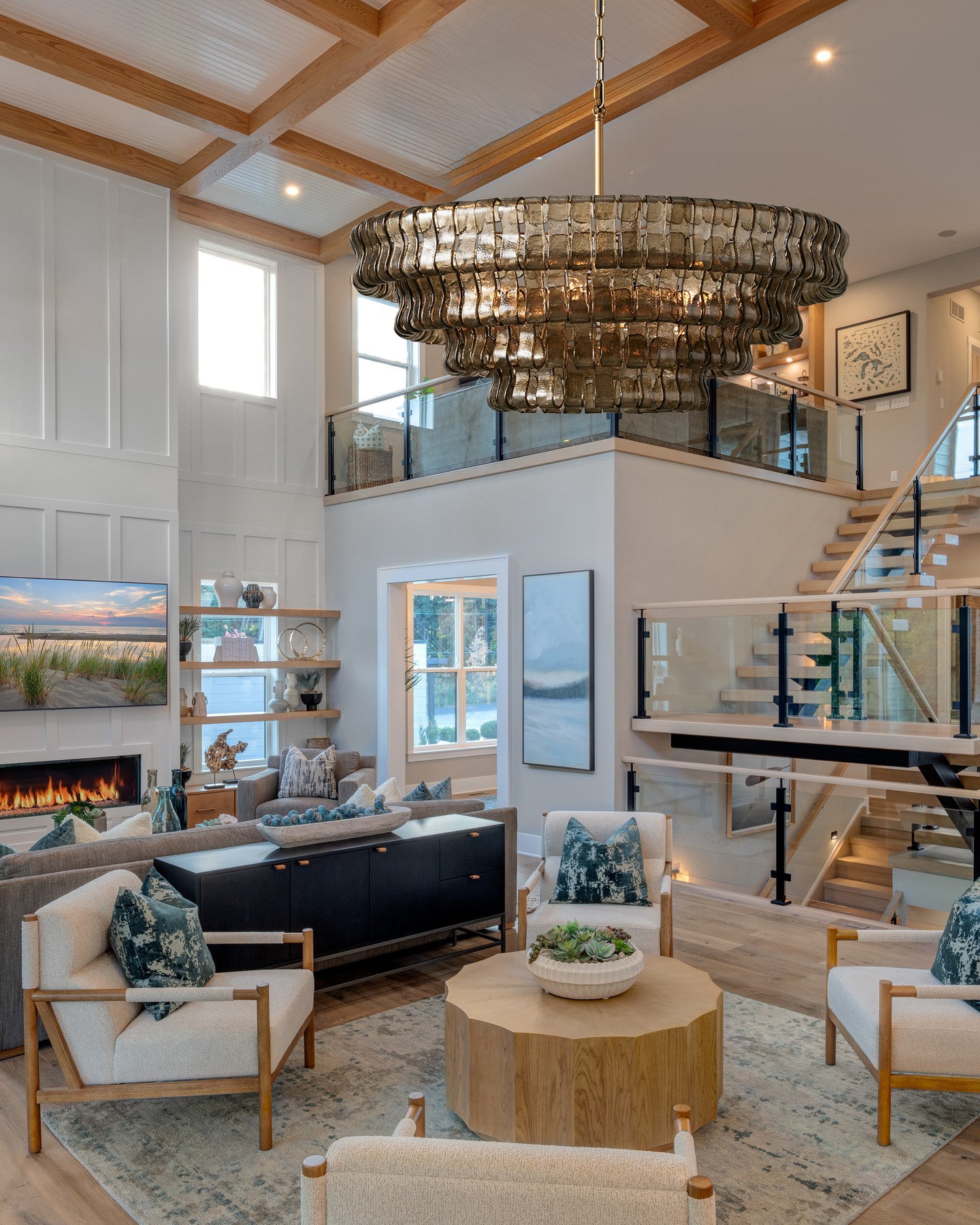 Ghiaccio Round Chandelier