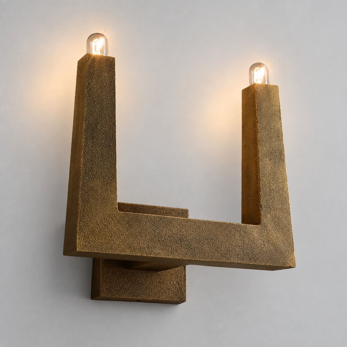 Emmet Sconce