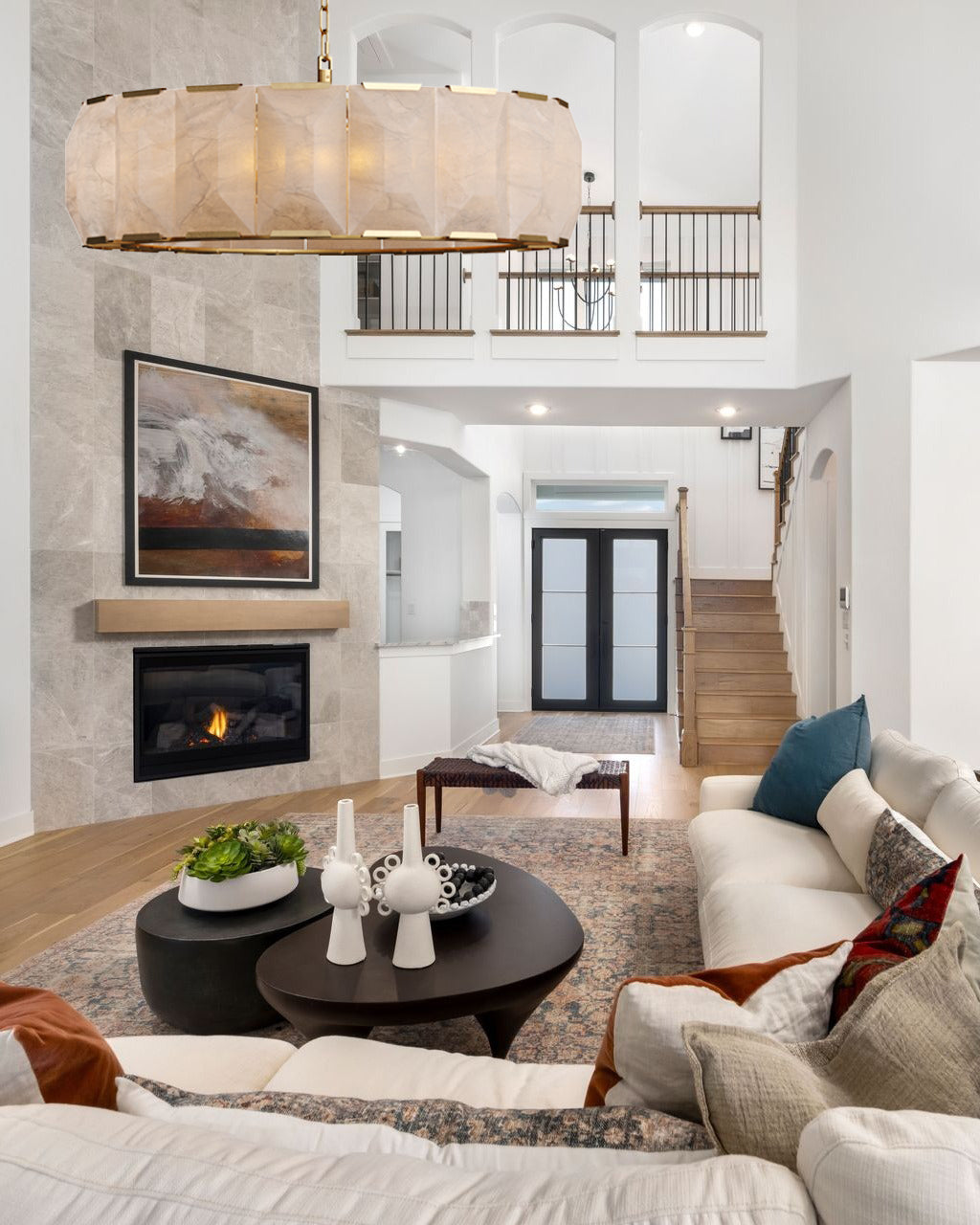 MARLOW CALCITE ROUND CHANDELIER