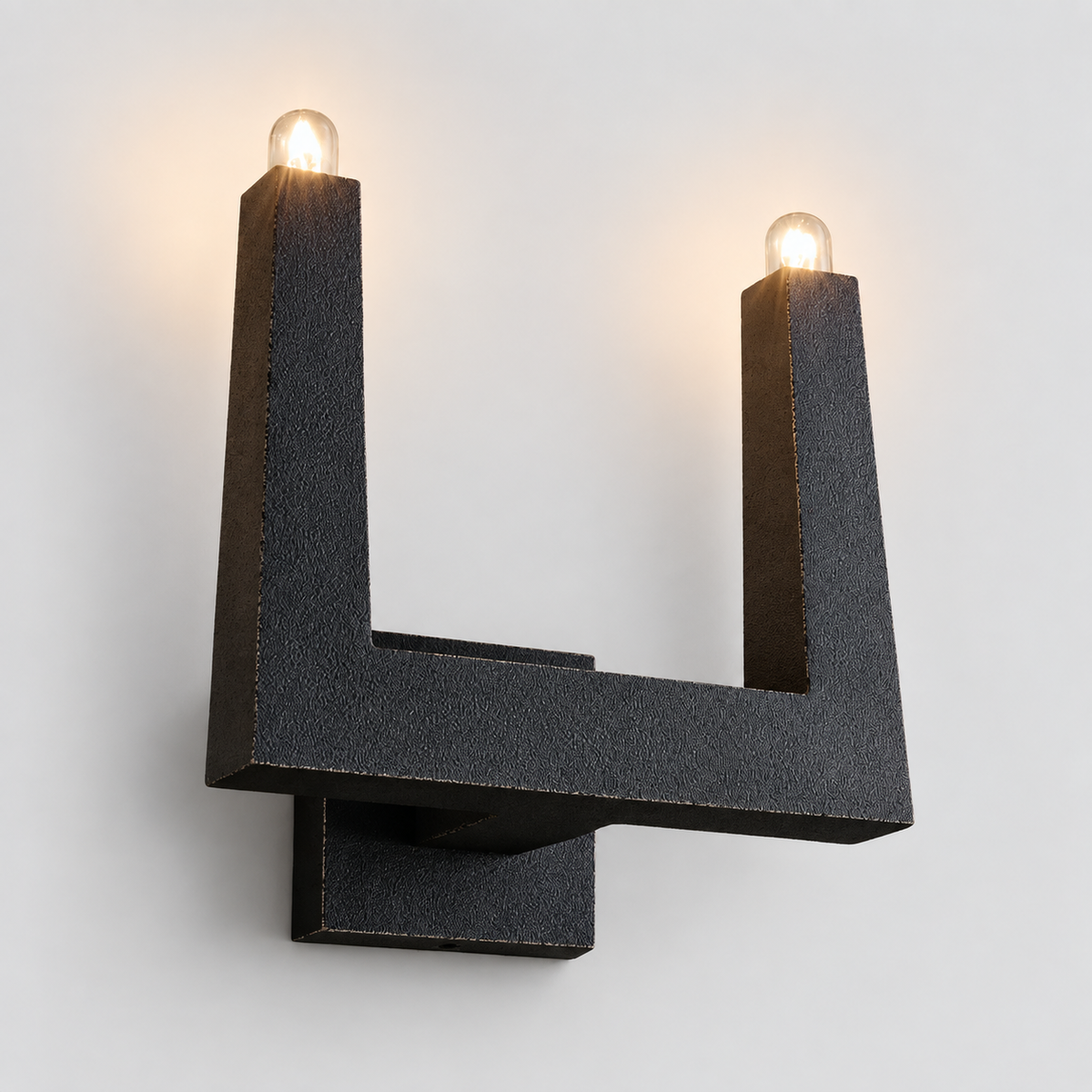 Emmet Sconce