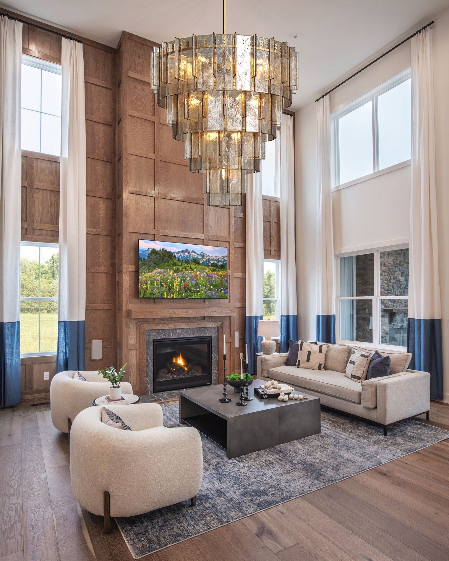 HATTICE SMOKE GLASS TIERED CHANDELIER 47"