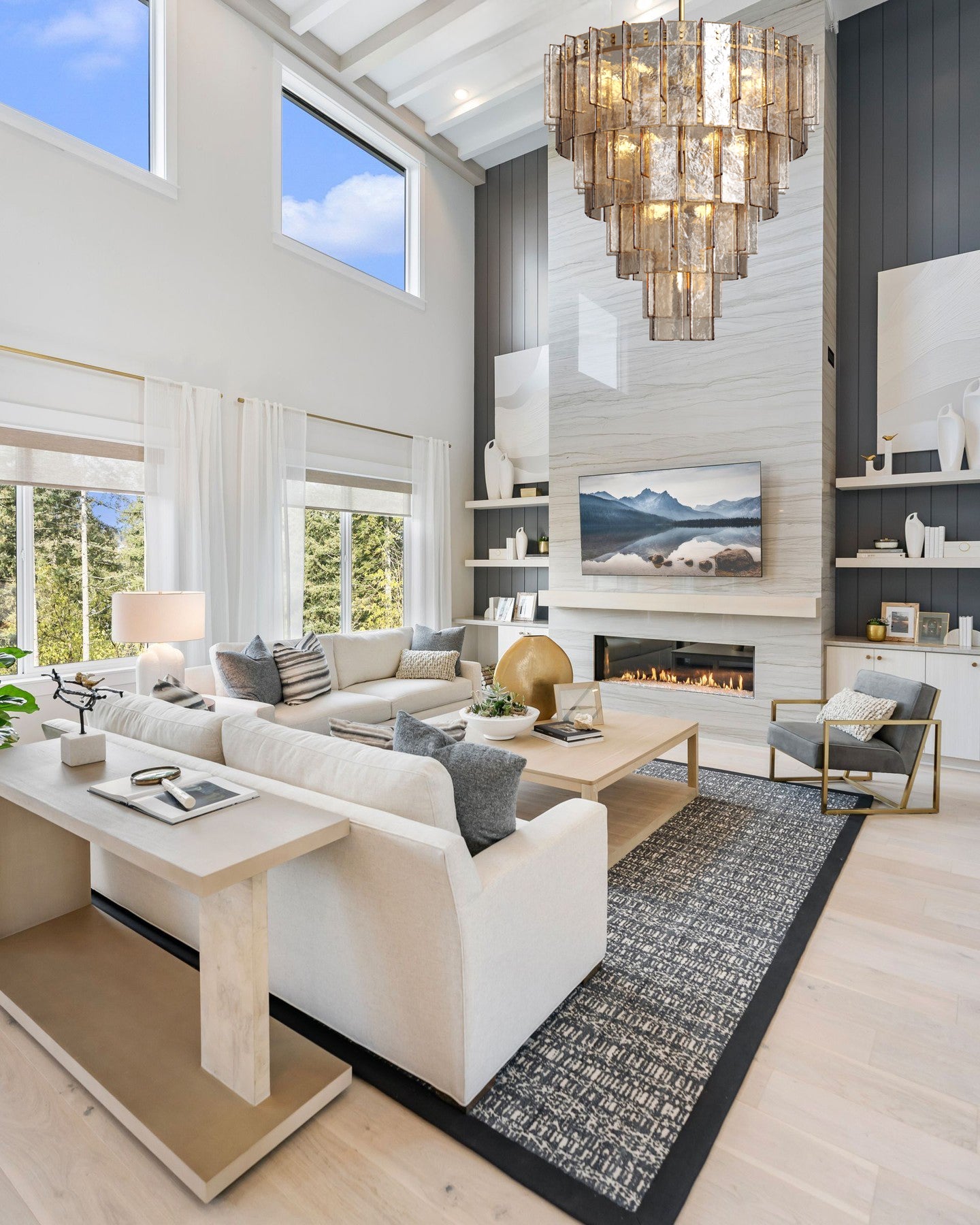 HATTICE SMOKE GLASS TIERED CHANDELIER 47"