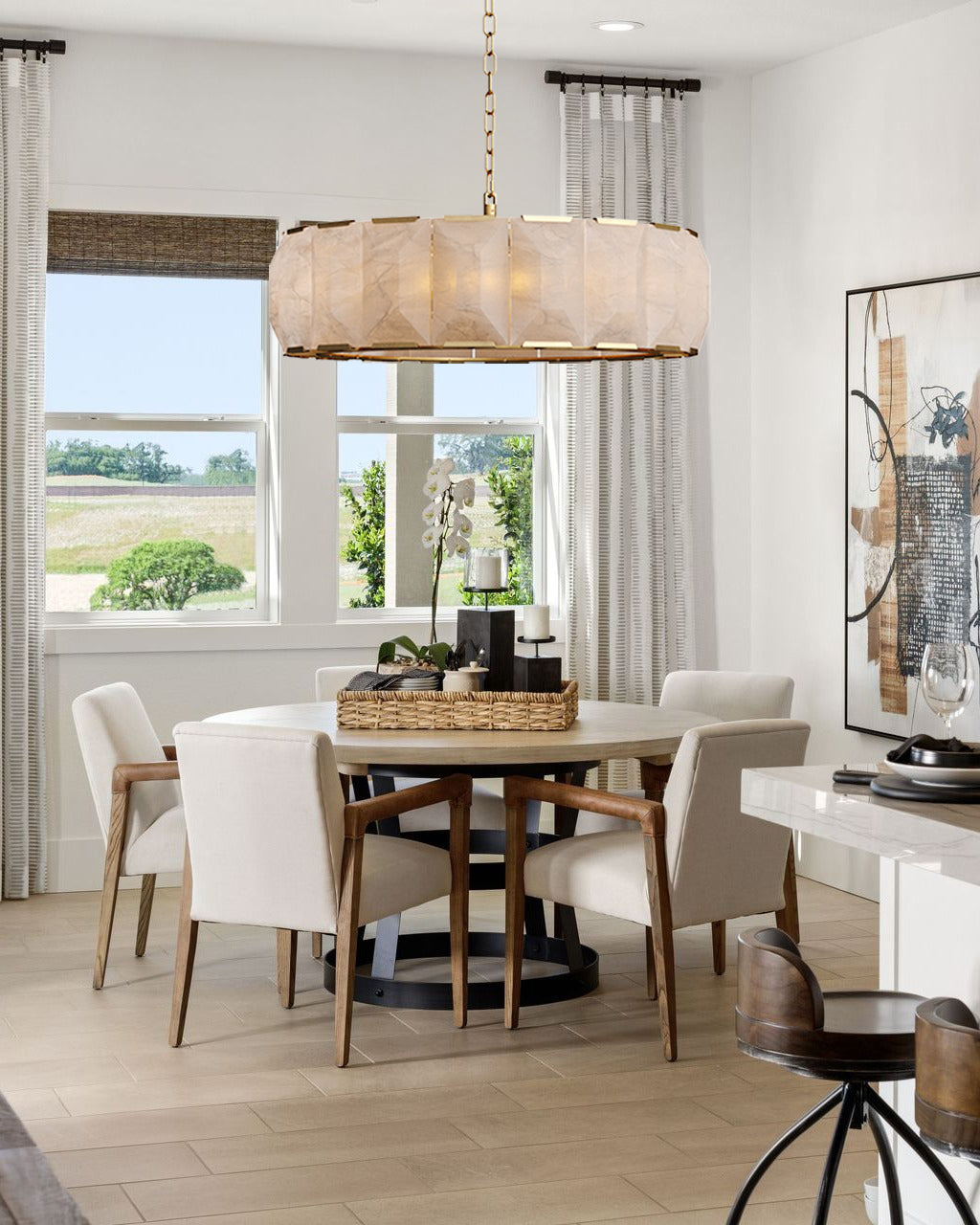 MARLOW CALCITE ROUND CHANDELIER