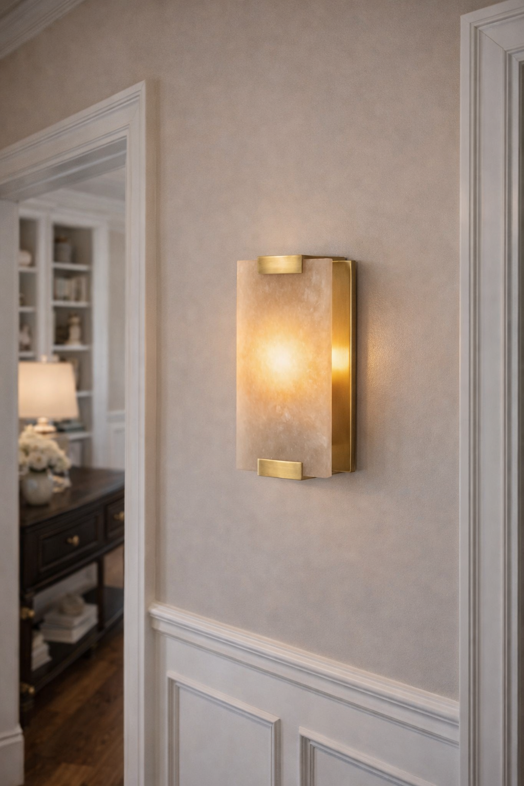 Hand-Carver Alabaster Sconce