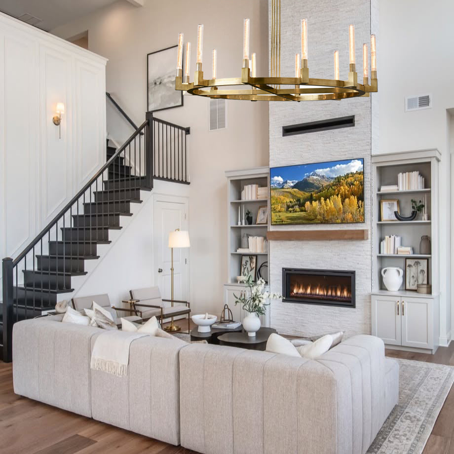 BANNELE Round Chandelier