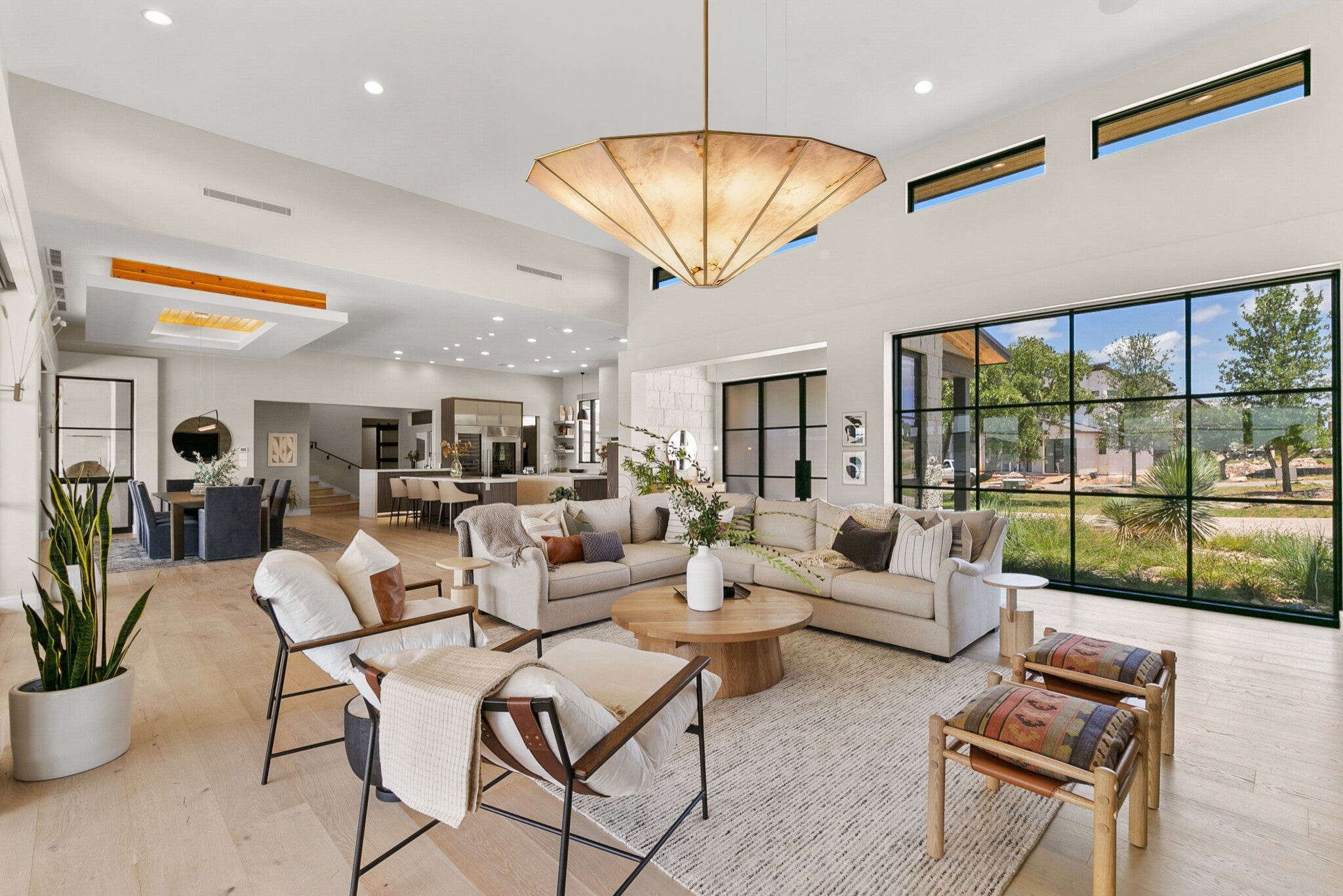 Lucete Round Chandelier