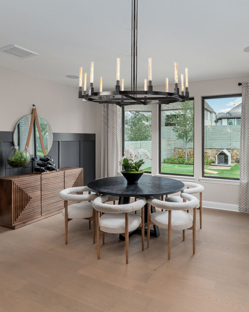 BANNELE Round Chandelier