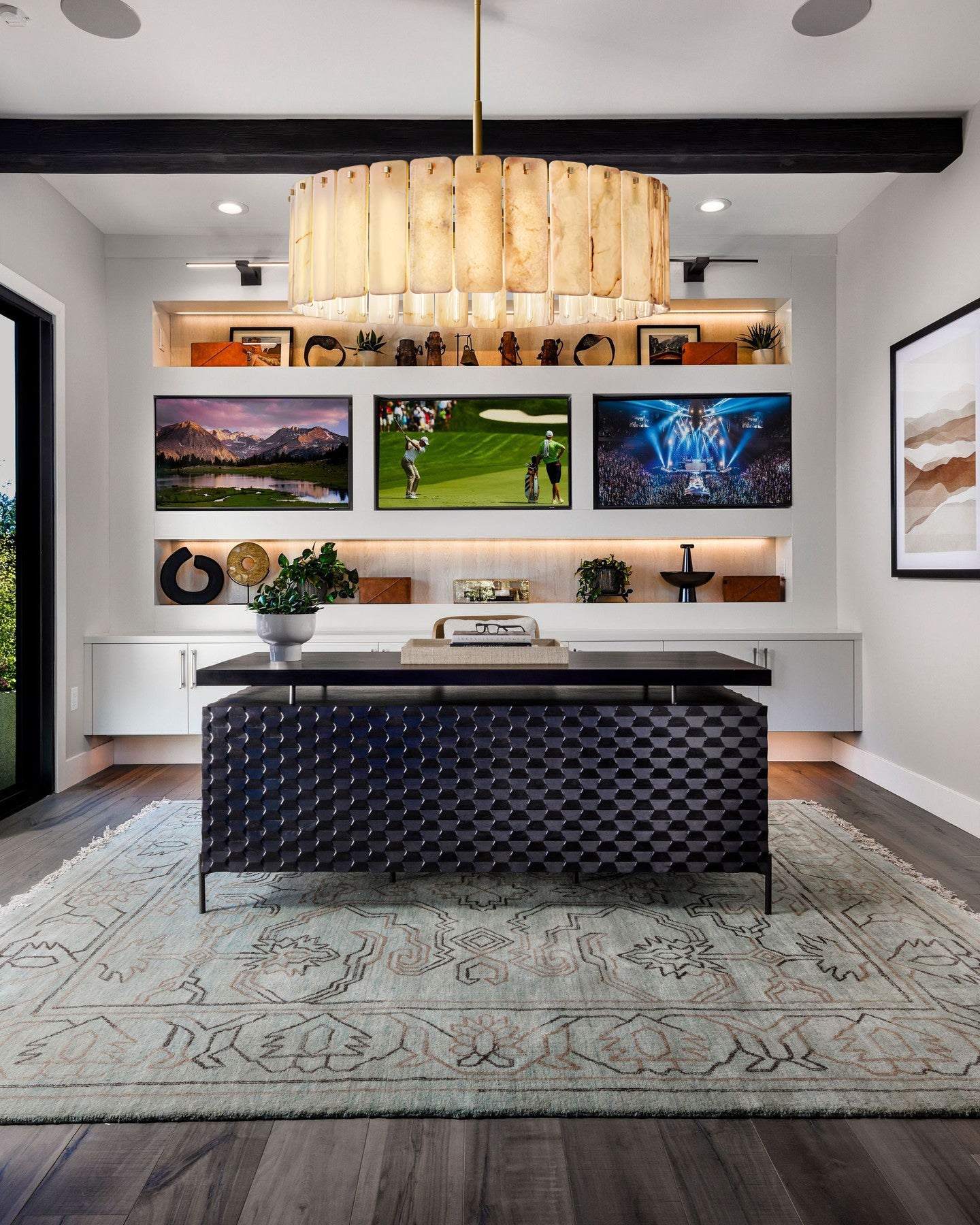 Calametta Onyx Round Chandelier