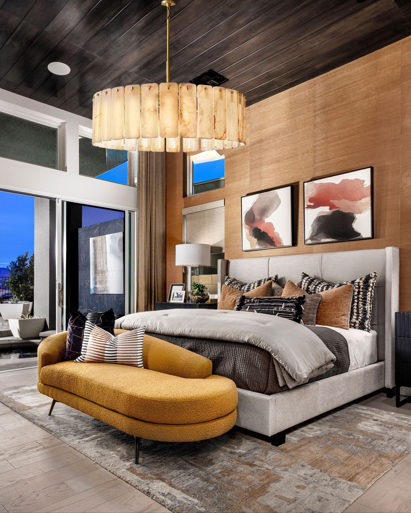 Calametta Onyx Round Chandelier