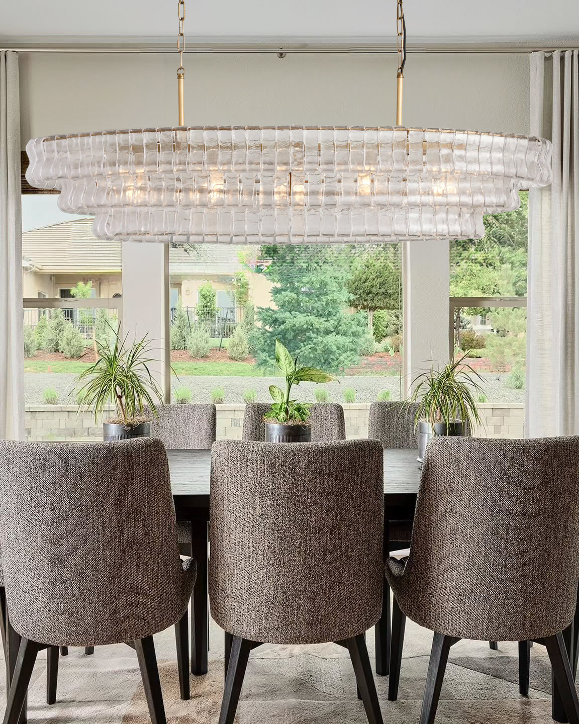 Ghiaccio Clear Class Oval Chandelier