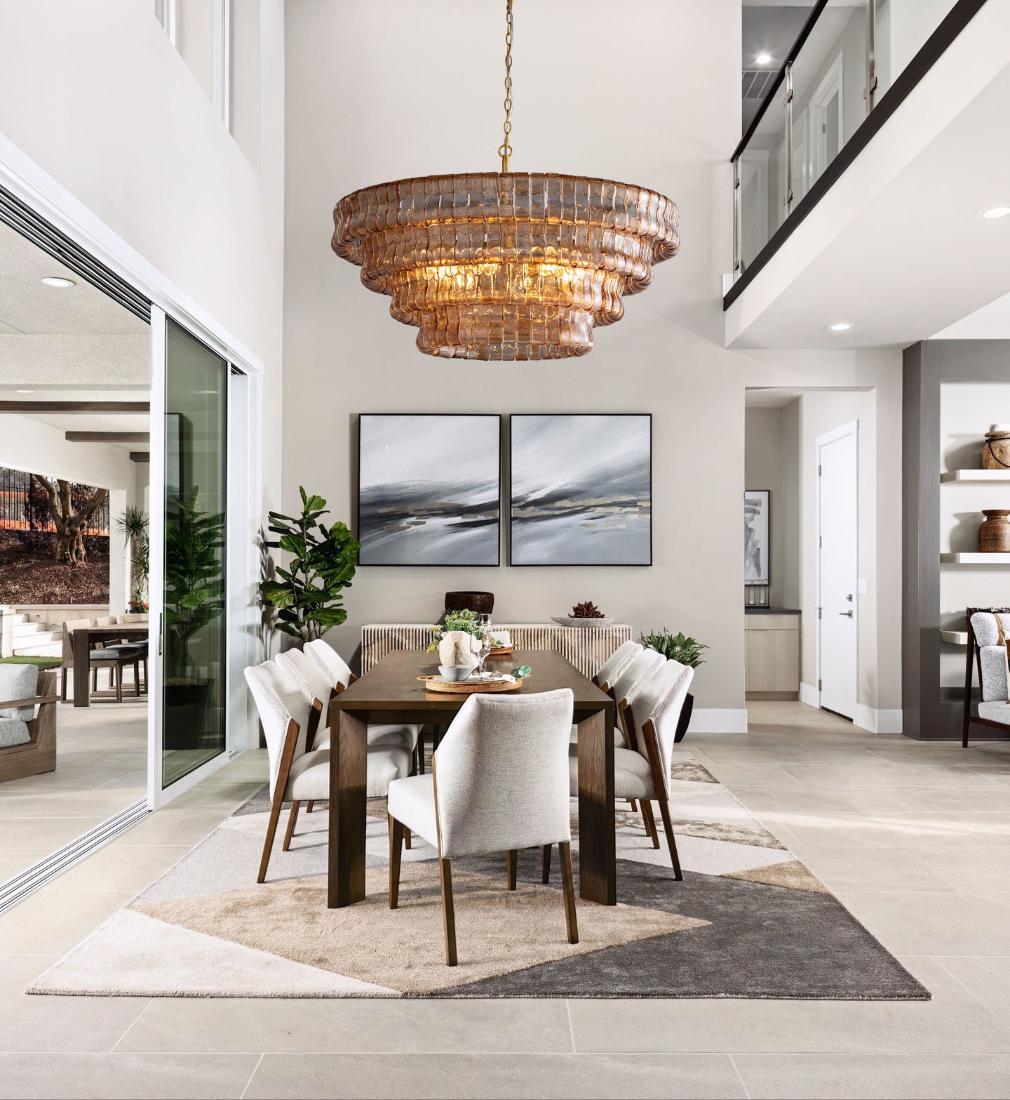 Ehiaccio Smoke Class Round Chandelier