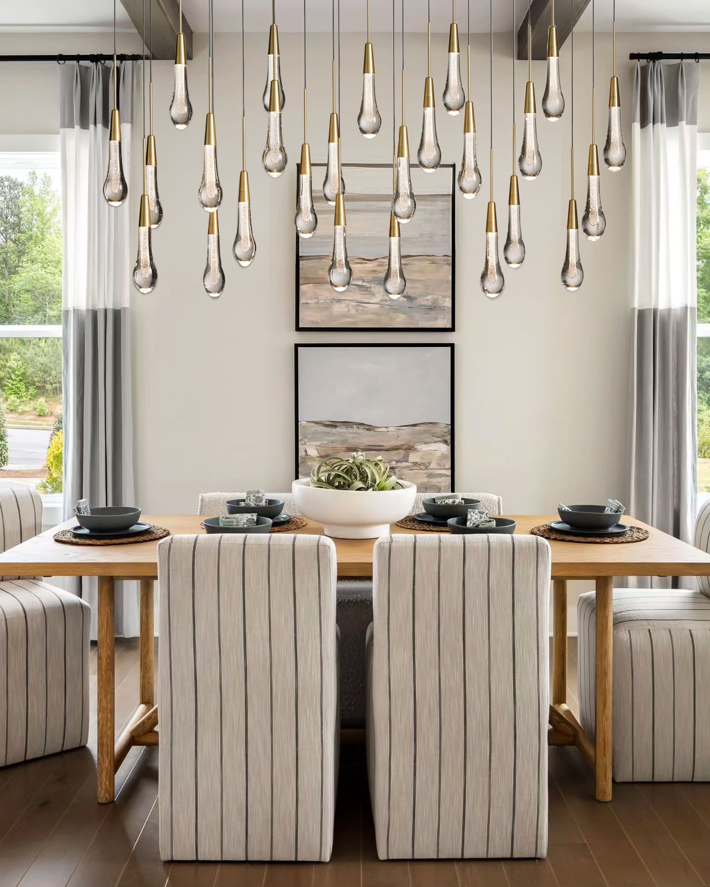 Soltaire Linear Chandelier, Chandelier for Dining Room, Living Room