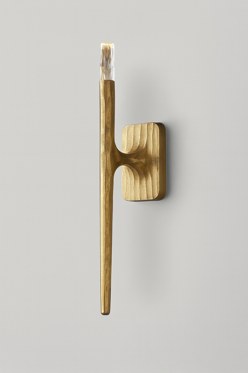 Thadeus Sconce