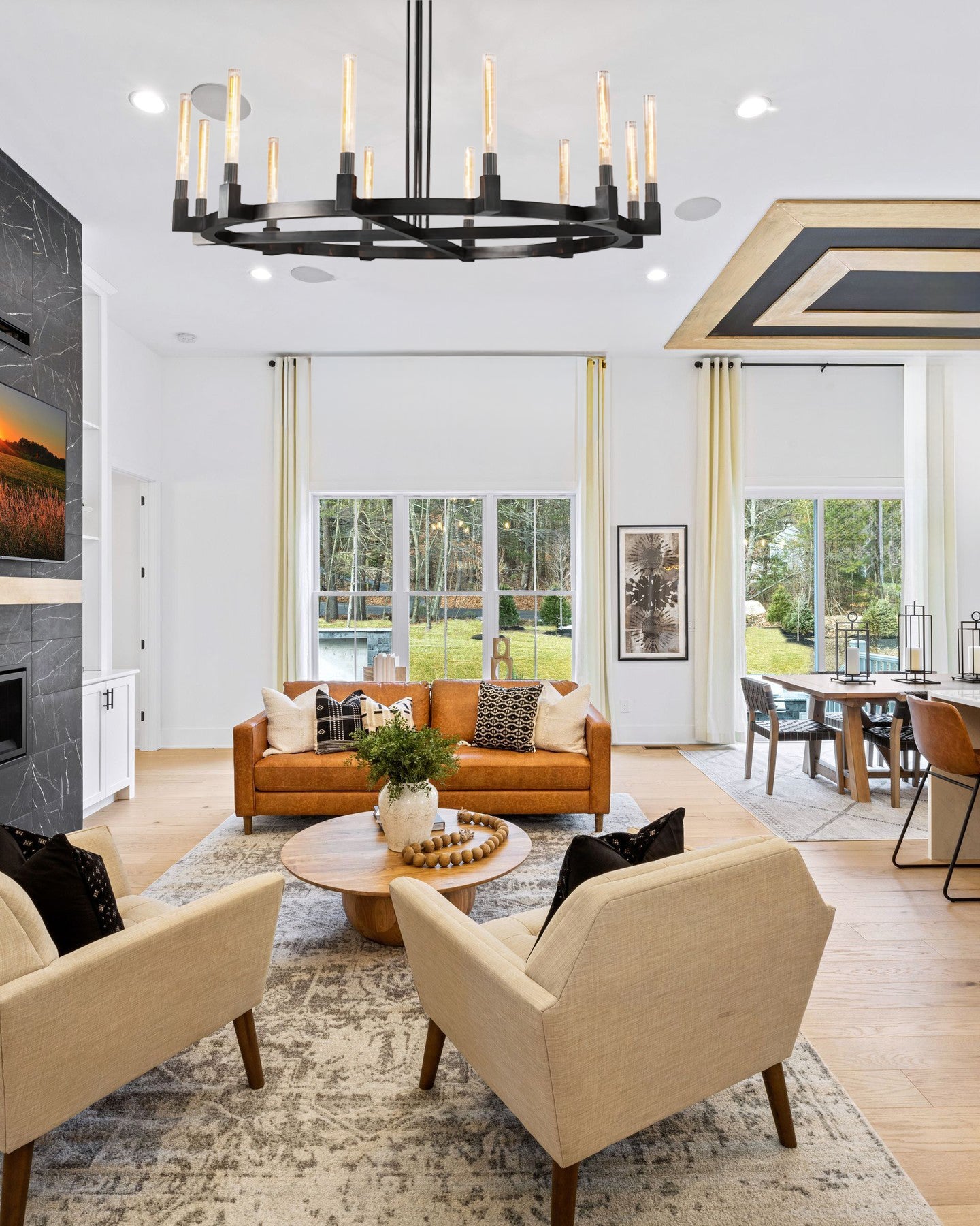 BANNELE Round Chandelier