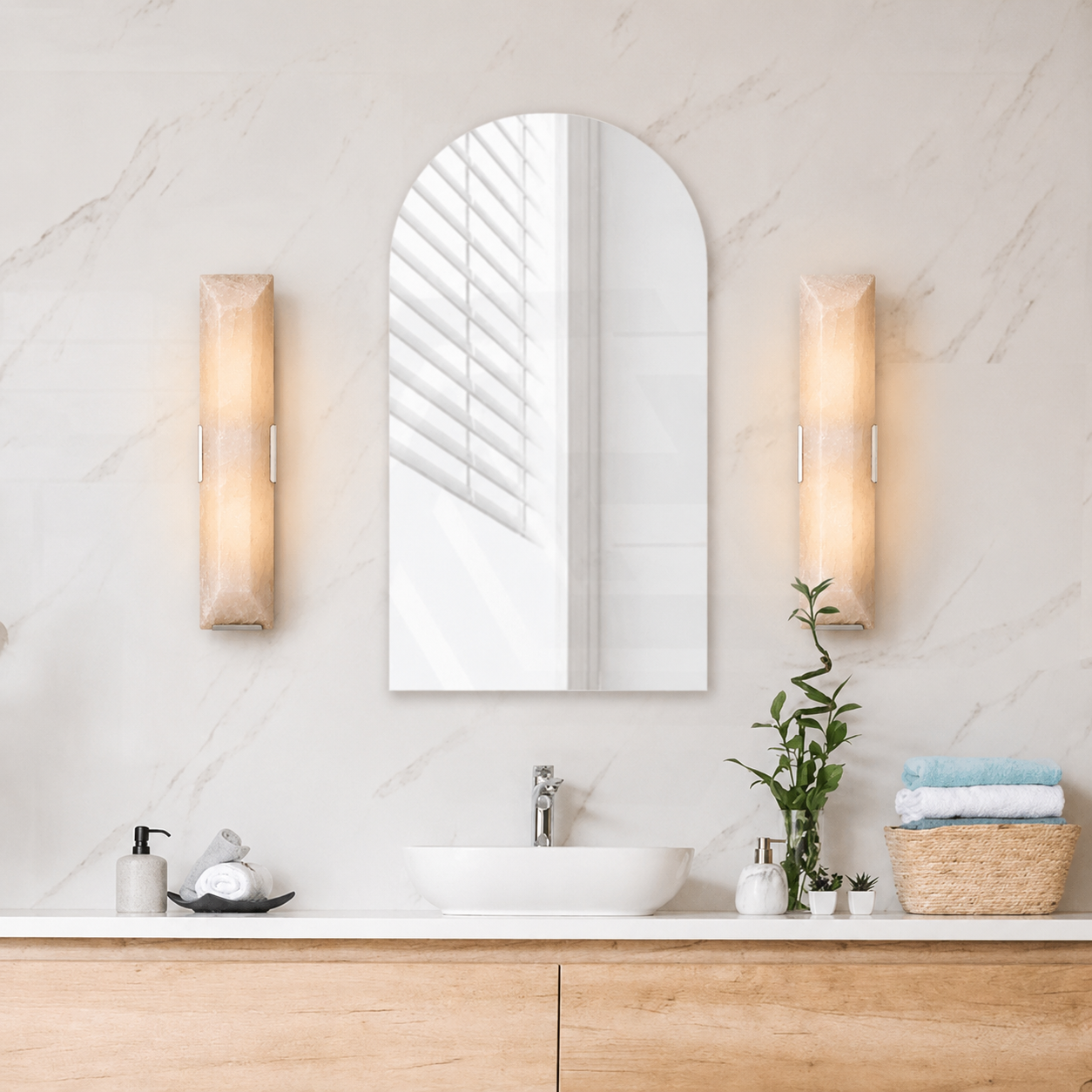 Marlow Calcite Linear Sconce