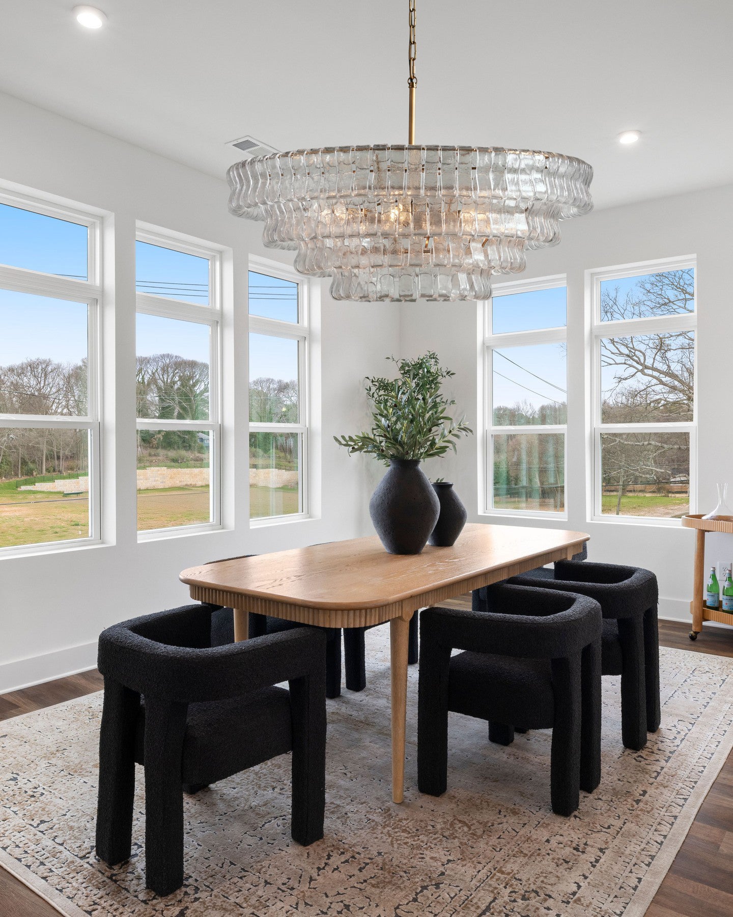 Ghiaccio Clear Class Round Chandelier